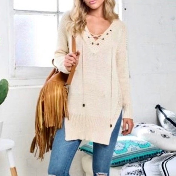 Destiny lace up winter white tunic sweater - Picture 3 of 11